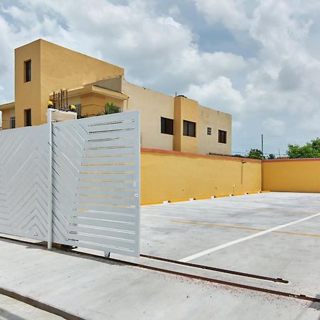 Bnb Tropical Island Aparthotel - Corales Del Sur - Santo Domingo Este Exteriér fotografie