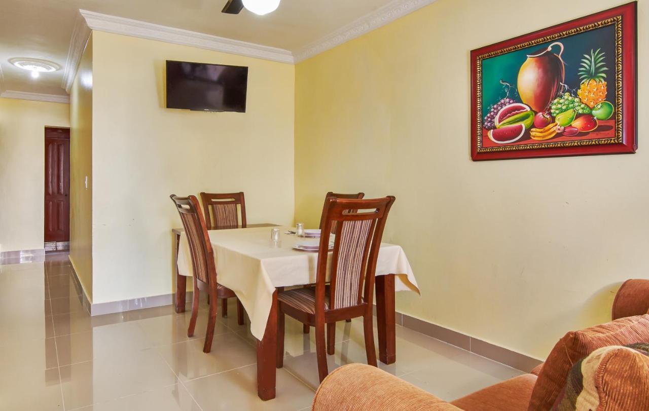 Bnb Tropical Island Aparthotel - Corales Del Sur - Santo Domingo Este Exteriér fotografie
