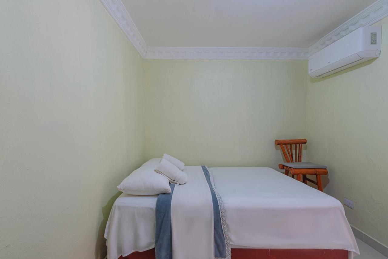 Bnb Tropical Island Aparthotel - Corales Del Sur - Santo Domingo Este Exteriér fotografie